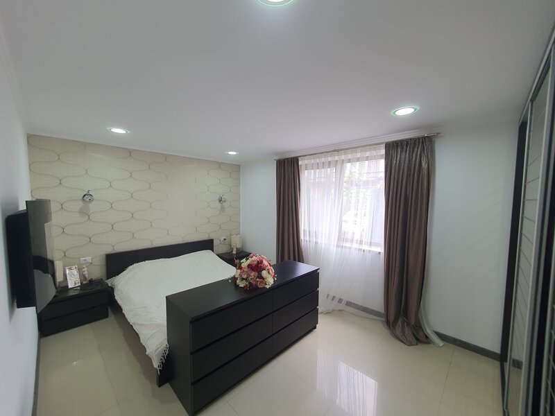 Buftea, 2 parcari, parter, gradina