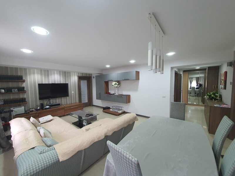 Buftea, 2 parcari, parter, gradina